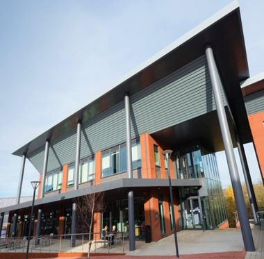 Edificio_Halesowen_College.png